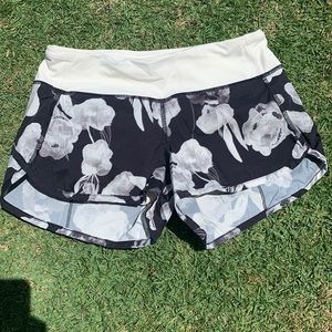 Lululemon Speed Shorts Rare Print Sold Out Size 2